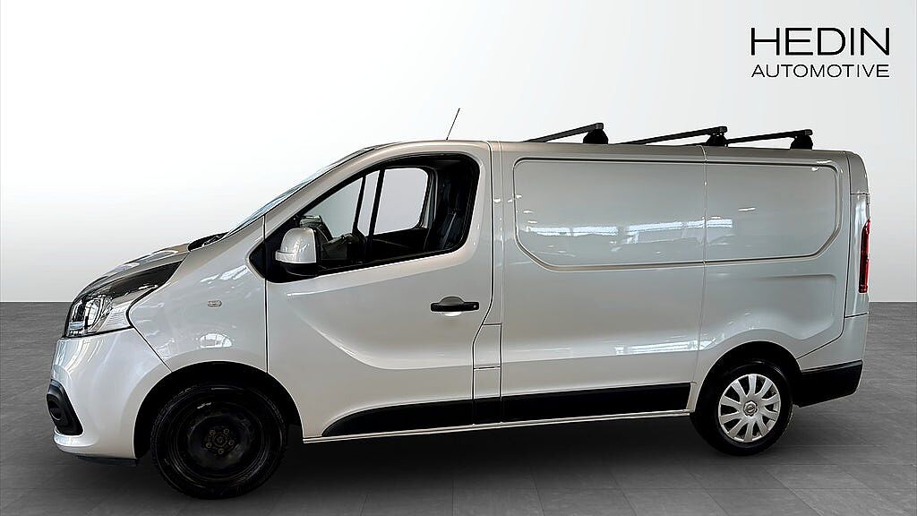 Nissan NV300