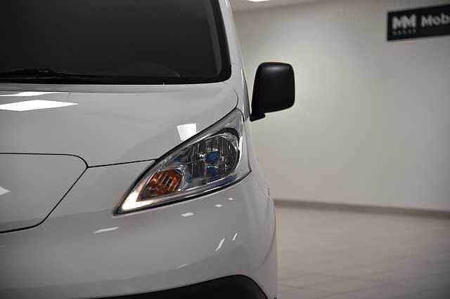 Nissan e-NV200